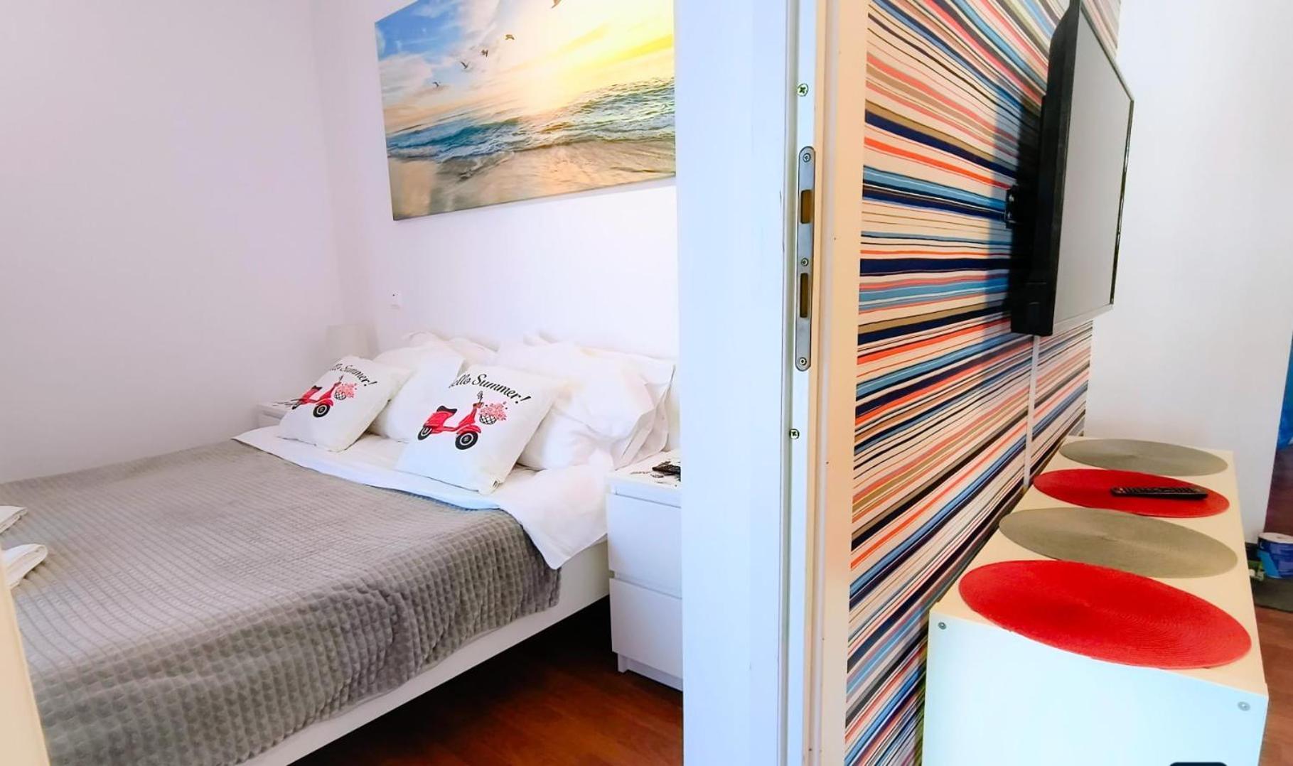 Apartament Saturn Sophie By The Sea Esterno foto