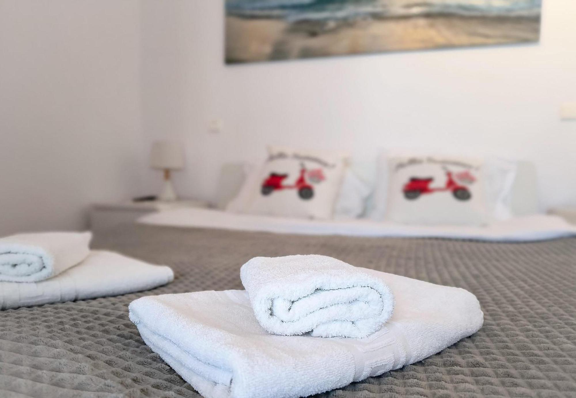 Apartament Saturn Sophie By The Sea Esterno foto